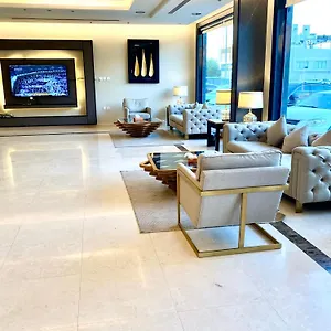 تحقق من التوفر